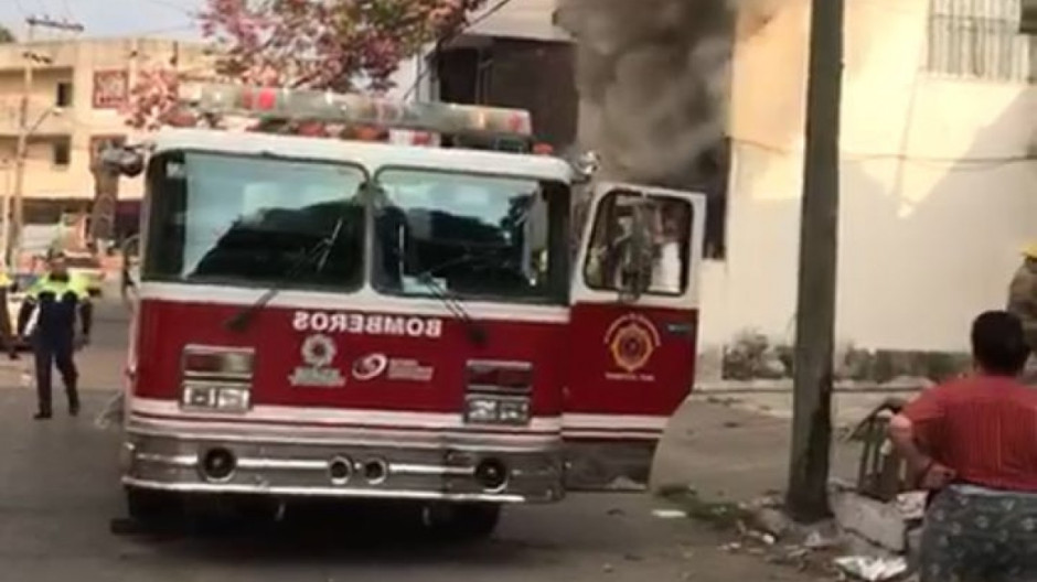 Casa se quema en la colonia Americana