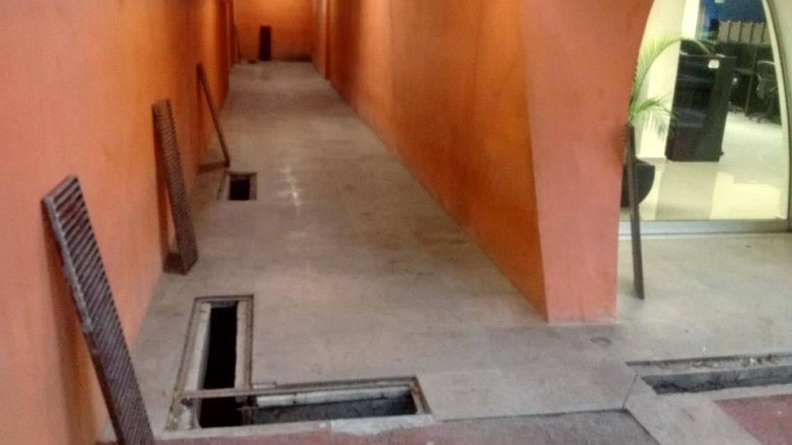 Comapa trabaja con equipo vactor