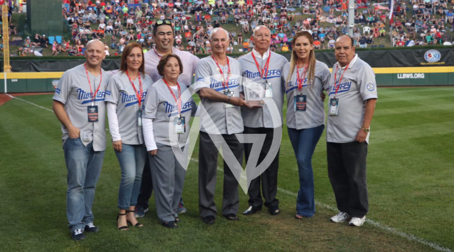 Ángel Macías ingresa al Salón de la Excelencia de Ligas Pequeñas   