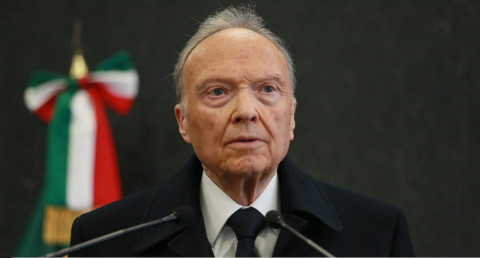 Respalda AMLO al fiscal Gertz Manero 