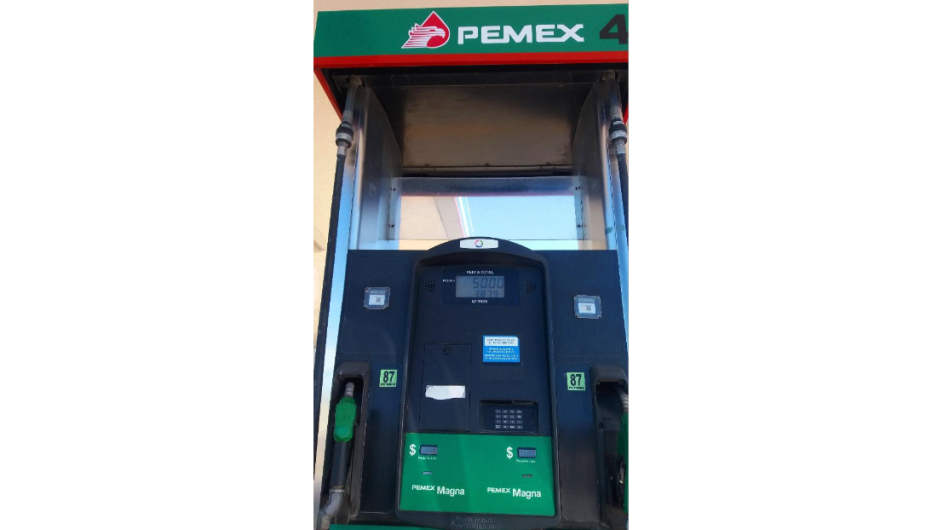 Persiste cierre de gasolinas en Reynosa