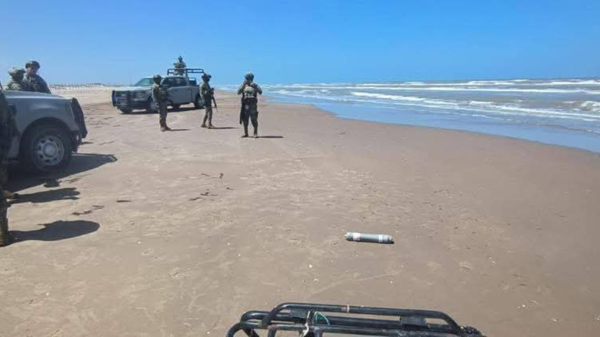 Hallan artefacto militar tipo misil en playa Bagdad
