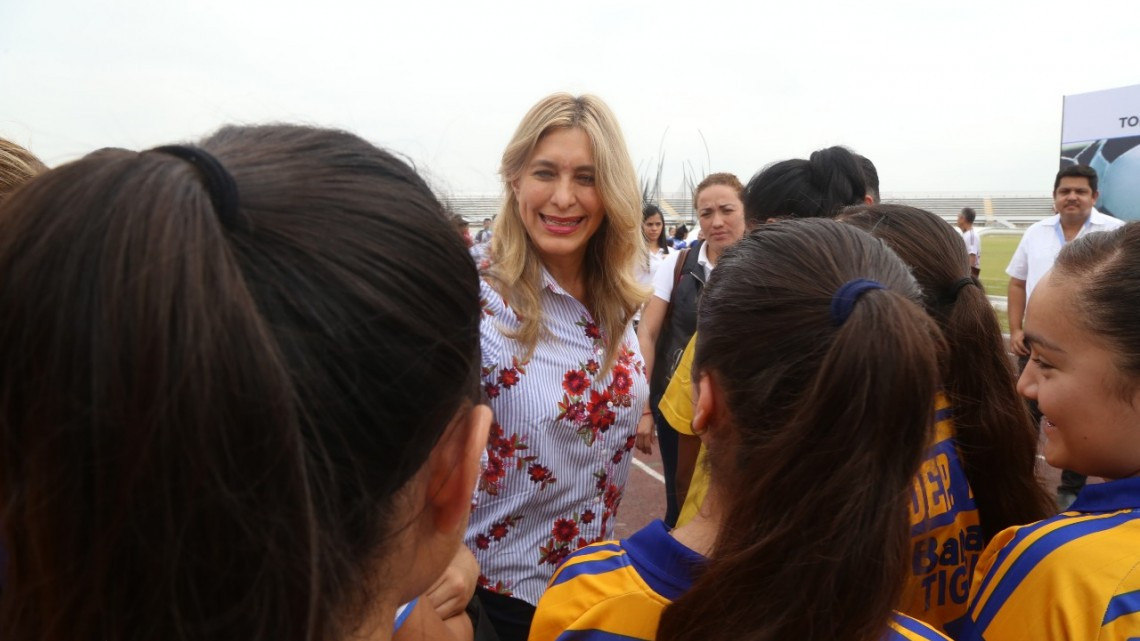 “Jugar un deporte, la mejor aportación a la paz de la ciudad”: Maki Ortiz