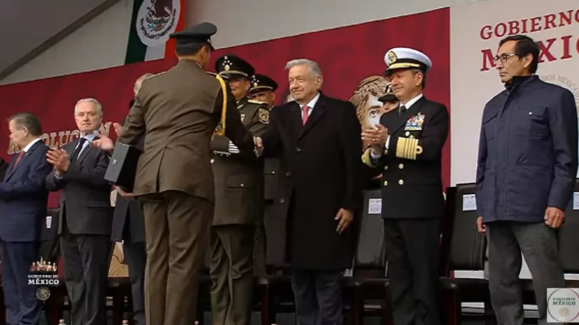 Asi se vive el desfile cívico militar por el 112 aniversario de la Revolución Mexicana 