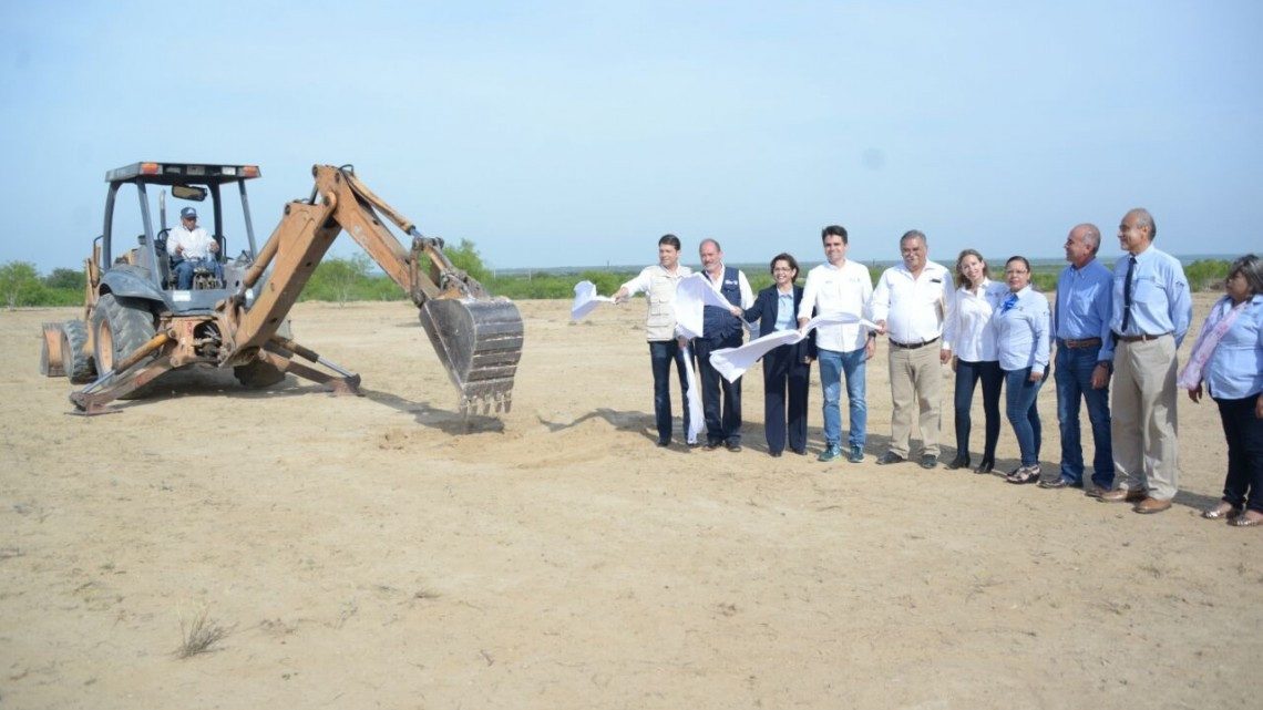 Arranca construcción de Unidad Deportiva 