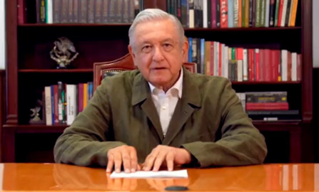 Someten a AMLO a cateterismo cardiaco; médicos lo reportan sin riesgos