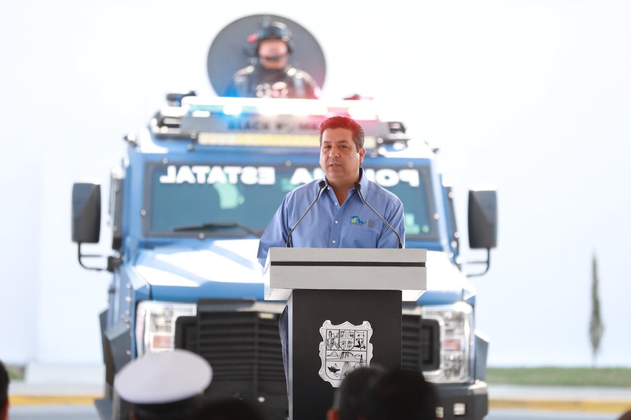 Entrega gobernador Unidades Tácticas Mamba y Patrullas para Policía