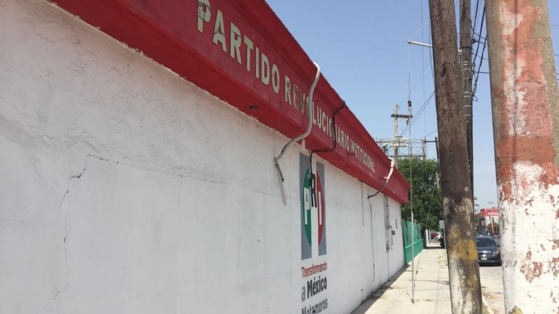 Deja al PRI uno más de sus líderes
