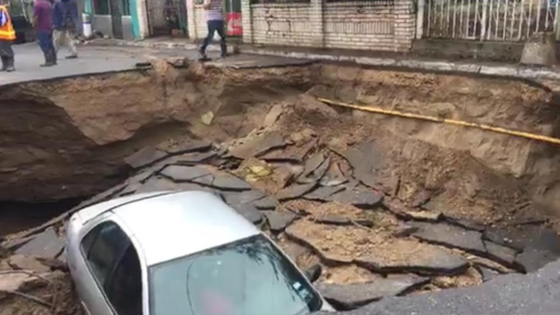 Tras lluvias, se abren nuevos socavones en Nuevo Laredo