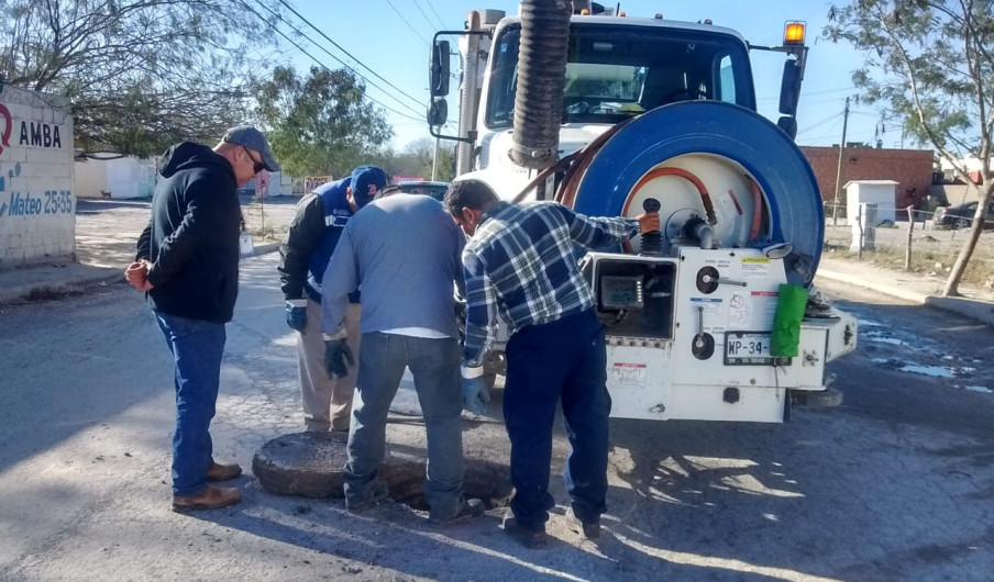 COMAPA sondea y limpia línea general, alcantarillas y pluviales
