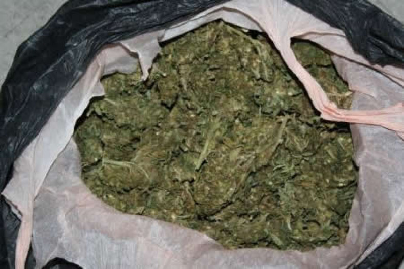 Aseguran 50 kilogramos de Marihuana