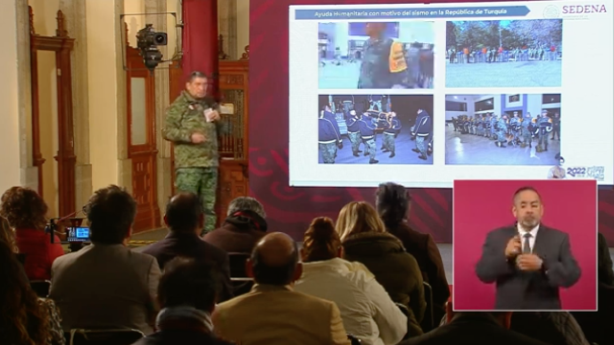 Delegación mexicana vuela a Turquía tras sismo; está conformada con 150 elementos