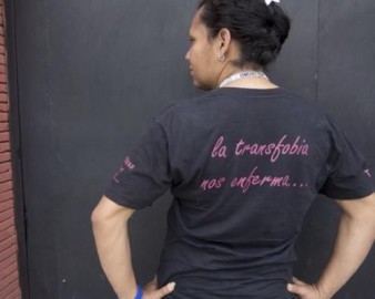 Por asesinato de mujeres trans en El Salvador, éstas huyen a México