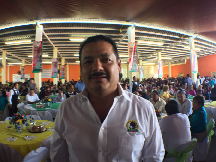 Burócratas siguen esperando el 50% de descuento en derechos vehiculares 