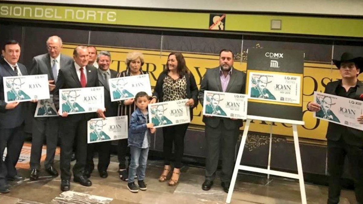 Joan Sebastian ya tiene su propio boleto del metro