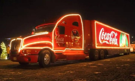 Exigen cancelar Caravanas Coca-Cola por publicidad ilegal
