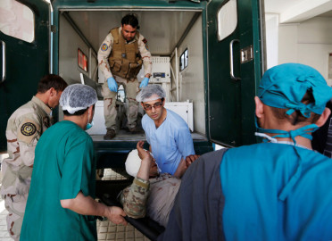 Ataques talibanes al gobierno de Afganistán deja 24 muertos y 55 heridos