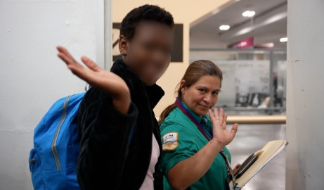 Madre hondureña se logra reunir con su hijo gracias al INM