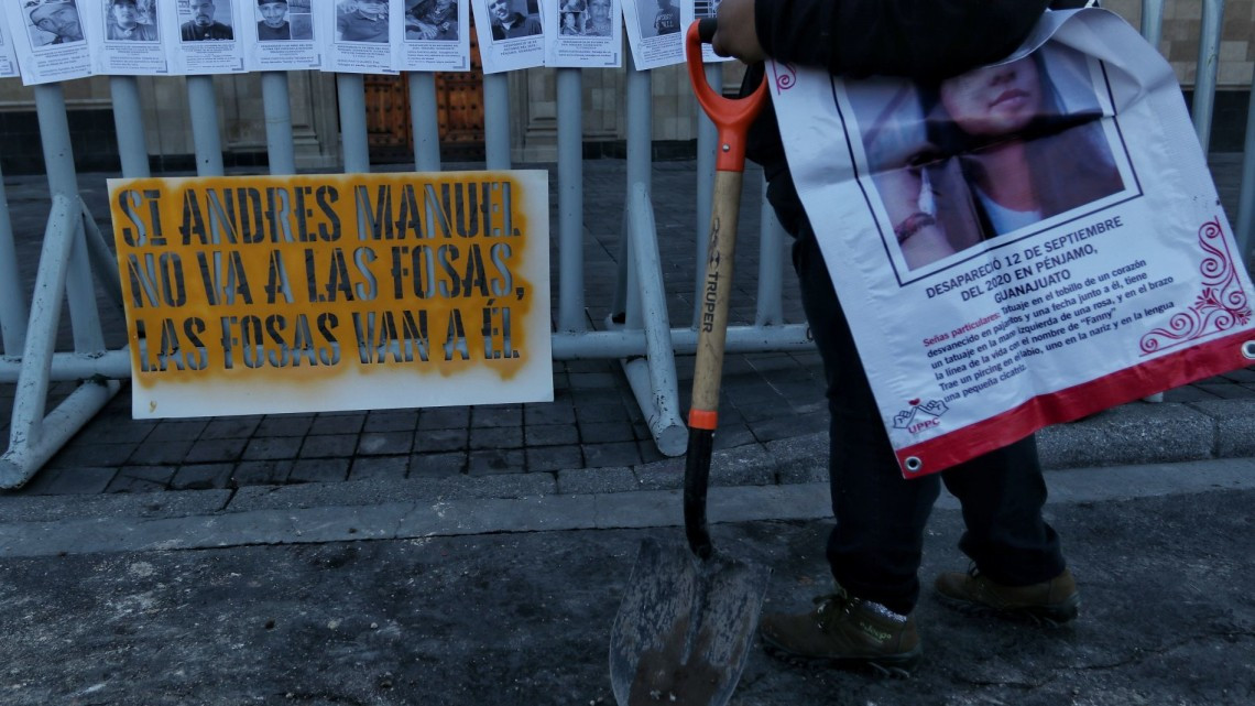 “Si AMLO no va a las fosas, las fosas vienen a él”, colectivos exigen ayuda para encontrar a desaparecidos