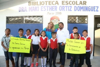 Inauguró Maki Ortiz una biblioteca y cuatro pavimentaciones