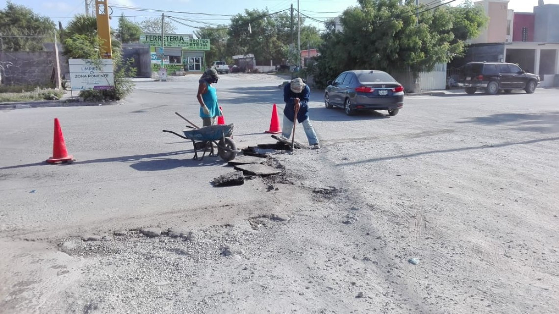 Reparan calle Jaime Nunó en Rancho Grande y Caracoles