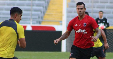 Atlas se impone 2-1 a Leones Negros 