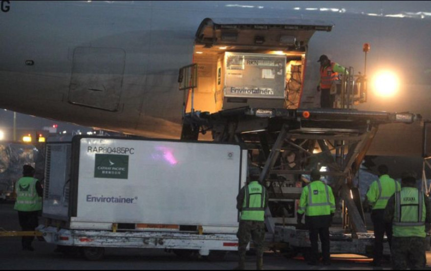 Llega a México 35 mil dosis de vacunas anti COVID-19 de CanSino