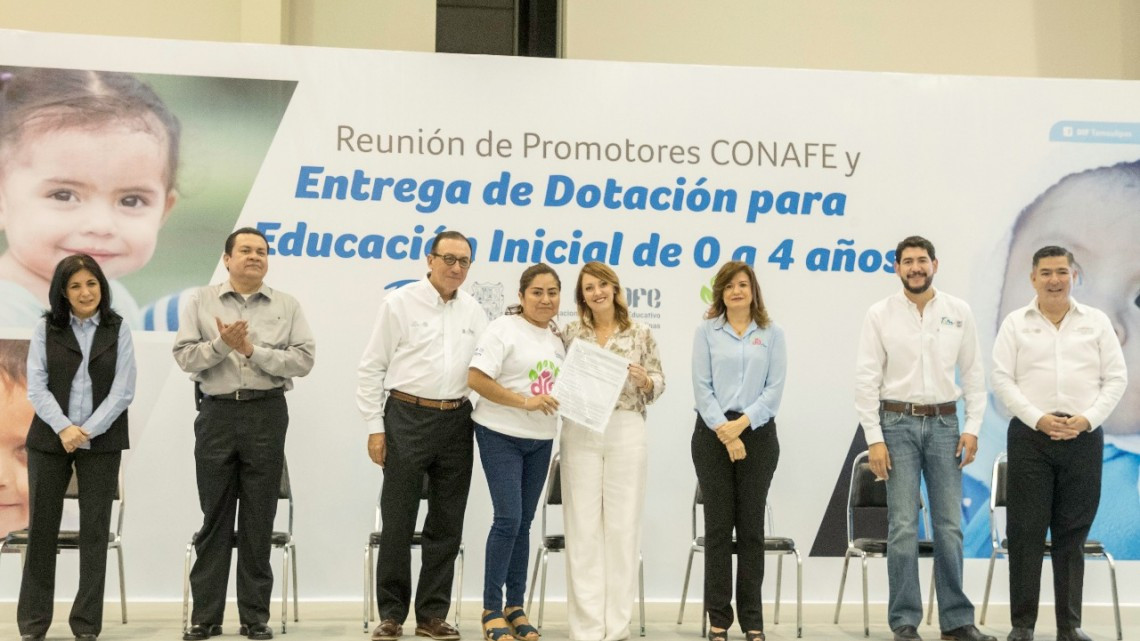 Reafirma DIF compromiso con familias de comunidades rurales