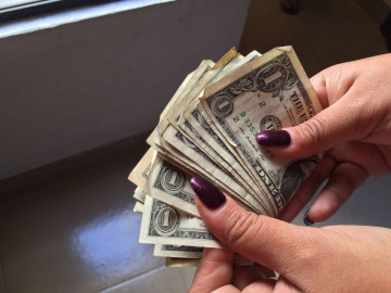  Dólar en 19.65 pesos en el AICM