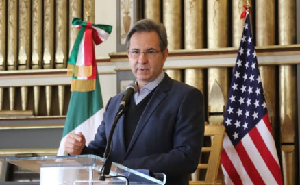 Esteban Moctezuma da positivo al COVID-19, tras reunión con Blinken