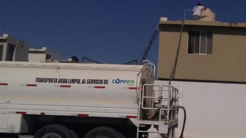 Entrega de agua en pipas es completamente gratuita
