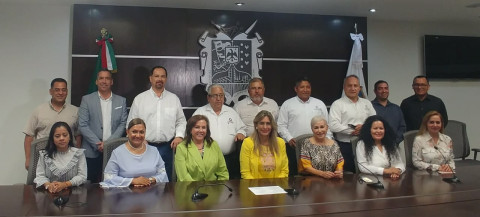 Presentan al Comité verificador del Cambio-Recepción