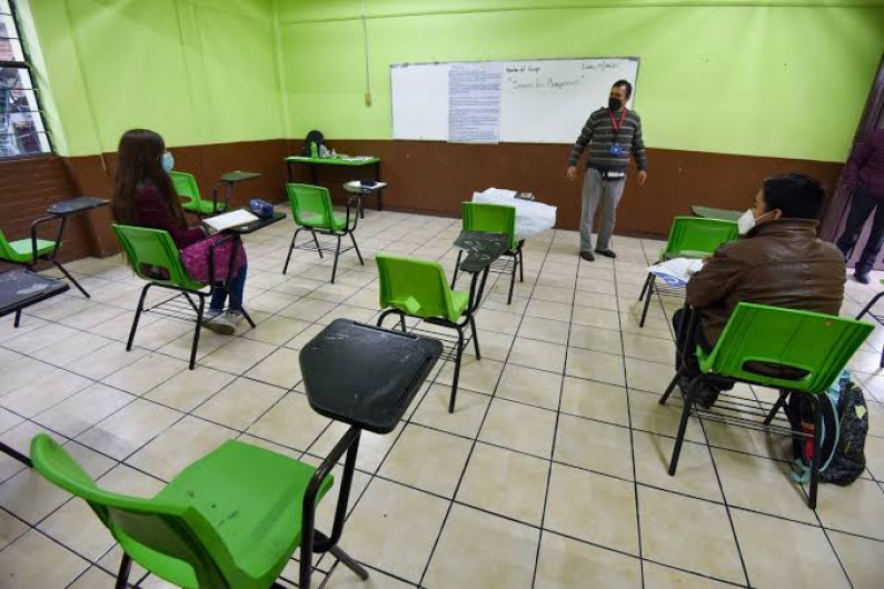 90% de las escuelas tendrían clases presenciales: SEP