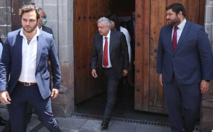 No habrá aumento de impuestos, afirma AMLO al CMN