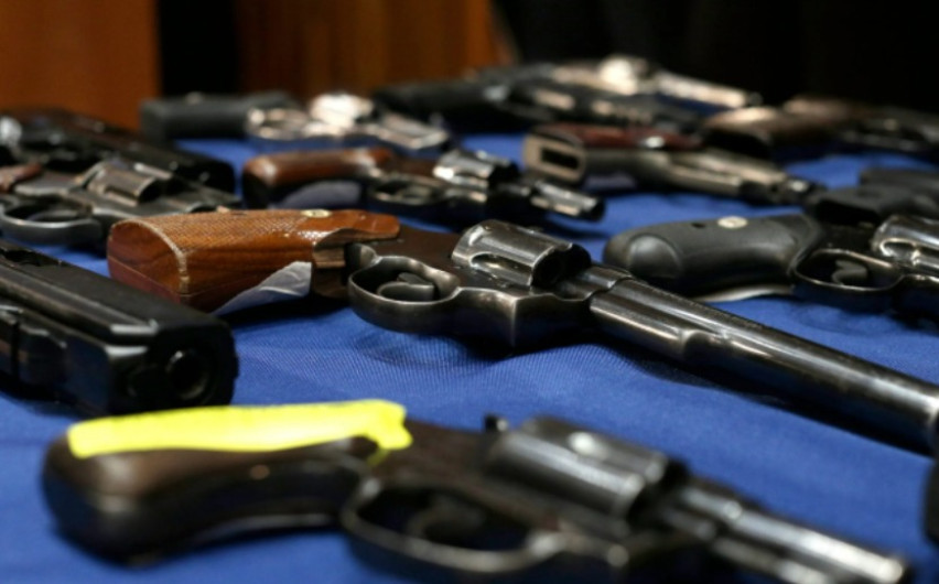 No somos cómplices criminales, responden frabricantes de armas de EU a México