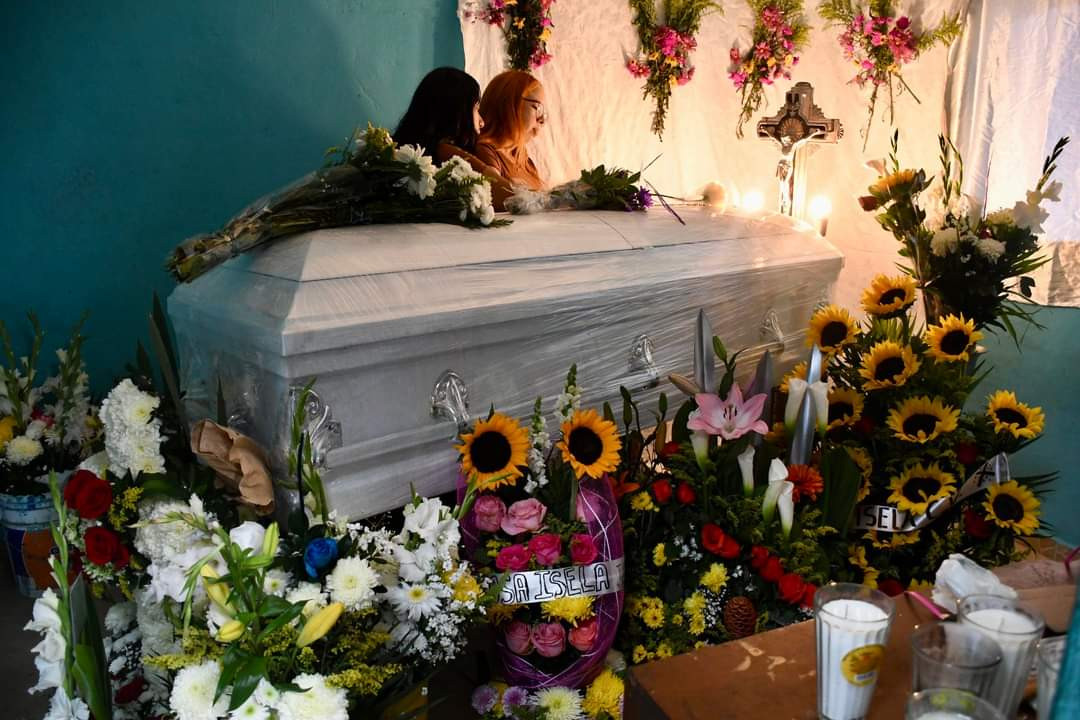 Despiden a Rosa Isela, joven embarazada raptada para robarle a su bebé