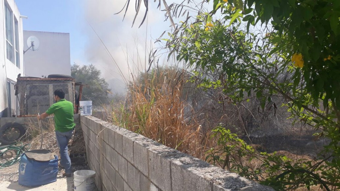 Bomberos de Victoria no se dan abasto con incendios