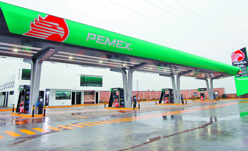 PEMEX raciona suministro de gasolina sin dar explicaciones 