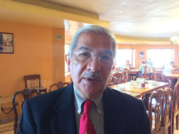 Comerciantes esperan repunte de ventas por graduaciones