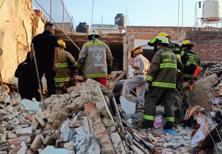 Explosión por acumulación de gas deja un muerto y siete lesionados en Guadalajara 