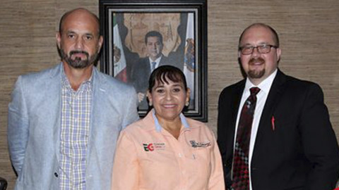 Busca alcaldesa impulsar el desarrollo económico del municipio