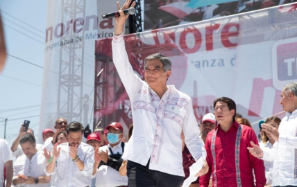 Respaldan gobernadores de Morena a AVA; Piden a FGCV cese al ataque 