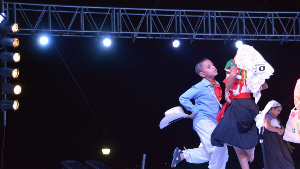 Conviven y disfrutan del Primer Festival Nacional “Viva la Huasteca”