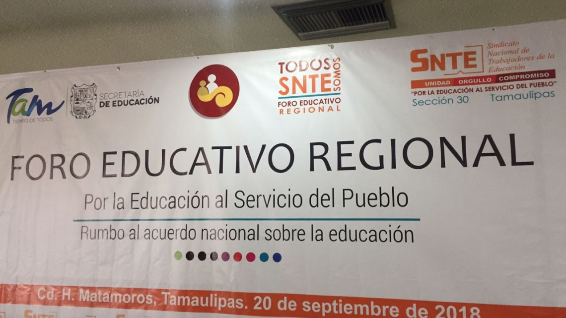 Maestros celebran el primer foro educativo 