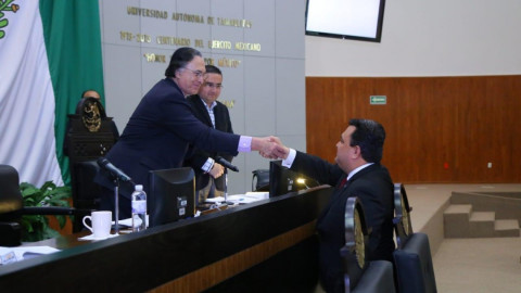 Rinde protesta Fiscal de Justicia