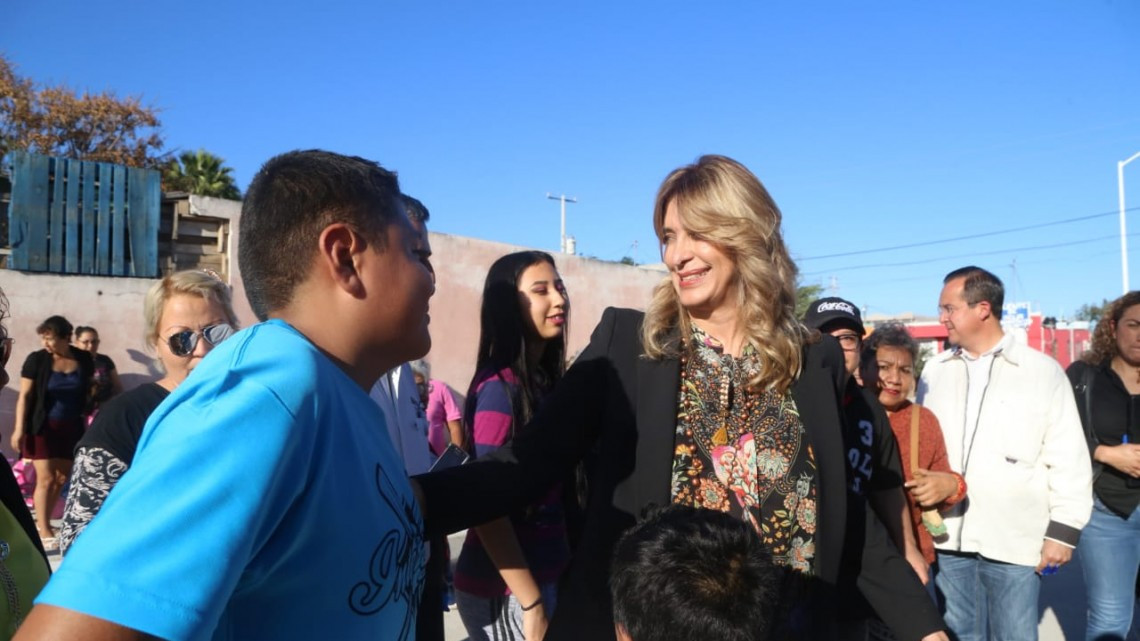 Entrega Maki más pavimentaciones