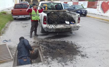 ¡Adiós encharcamientos! COMAPA limpia pluviales