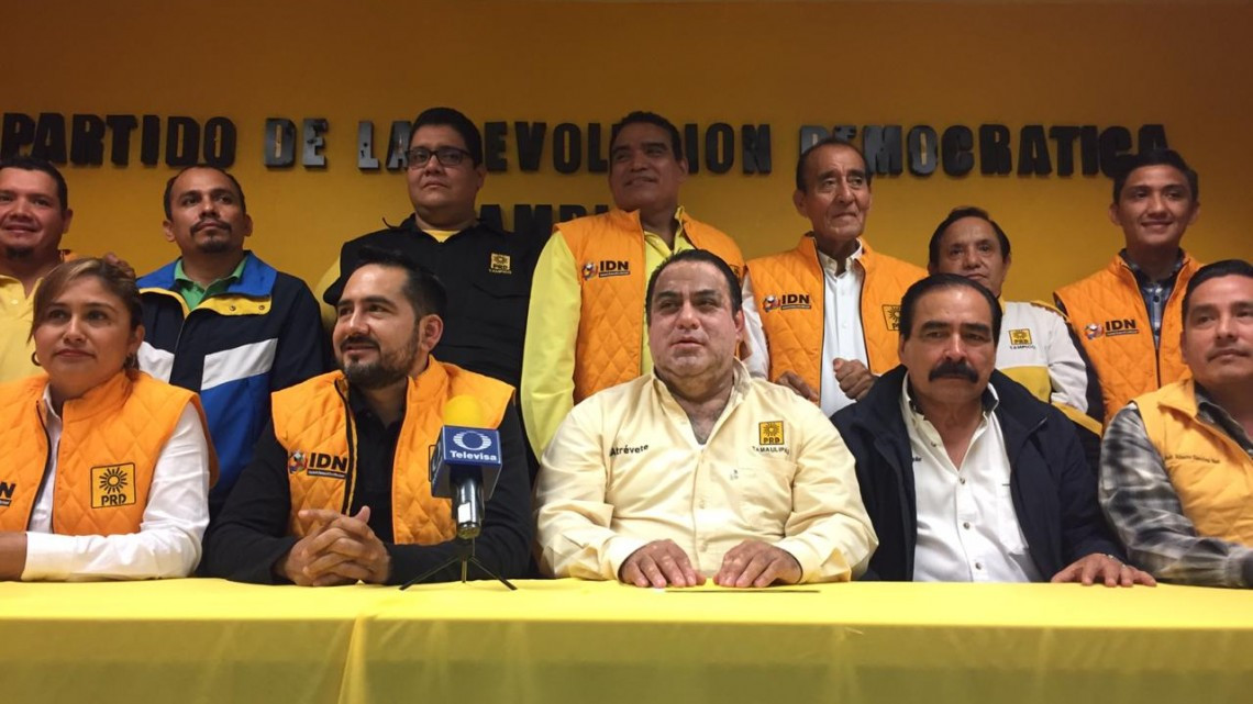 Perredistas en contra de que desaparezcan el PRD a nivel nacional