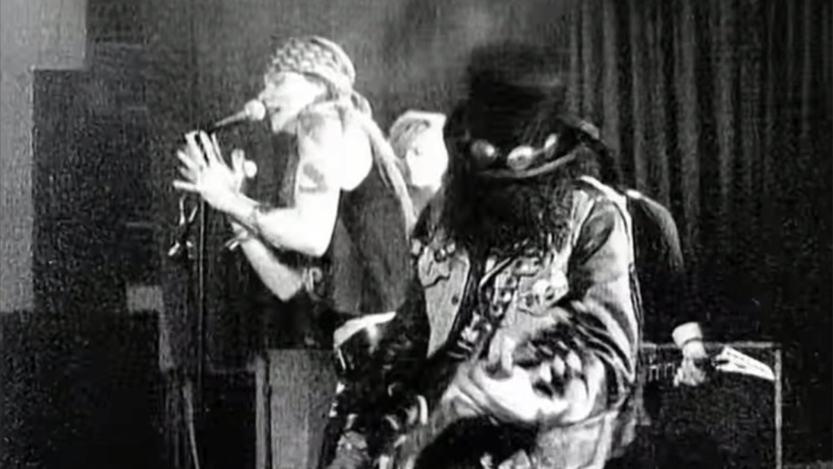 “Sweet Child O’ Mine” alcanza mil millones de reproducciones en YouTube