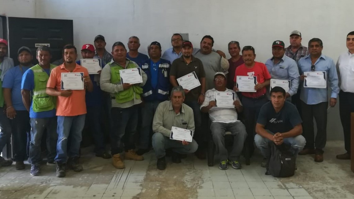Imparte COMAPA capacitación “Calidad en el servicio” para cuadrillas Vactors.